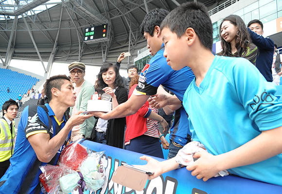 incheon-soccer-specific-stadium 02