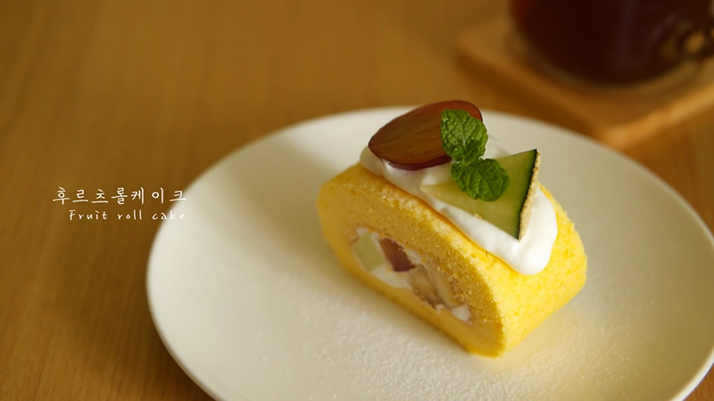 fruit-roll-cake_01